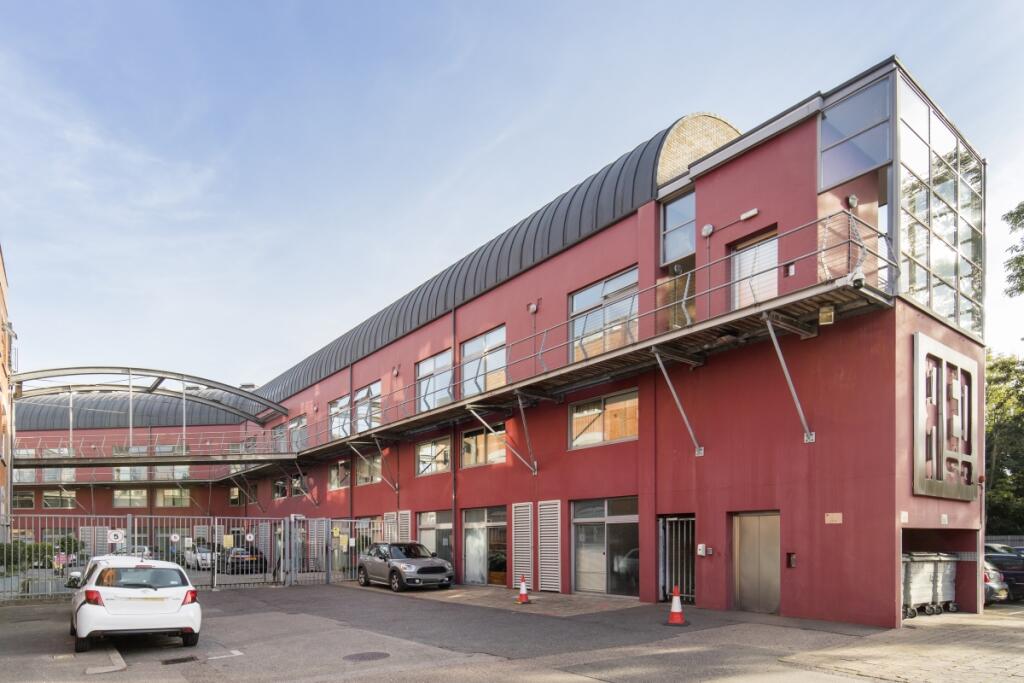 Red Square, 3 Pia...