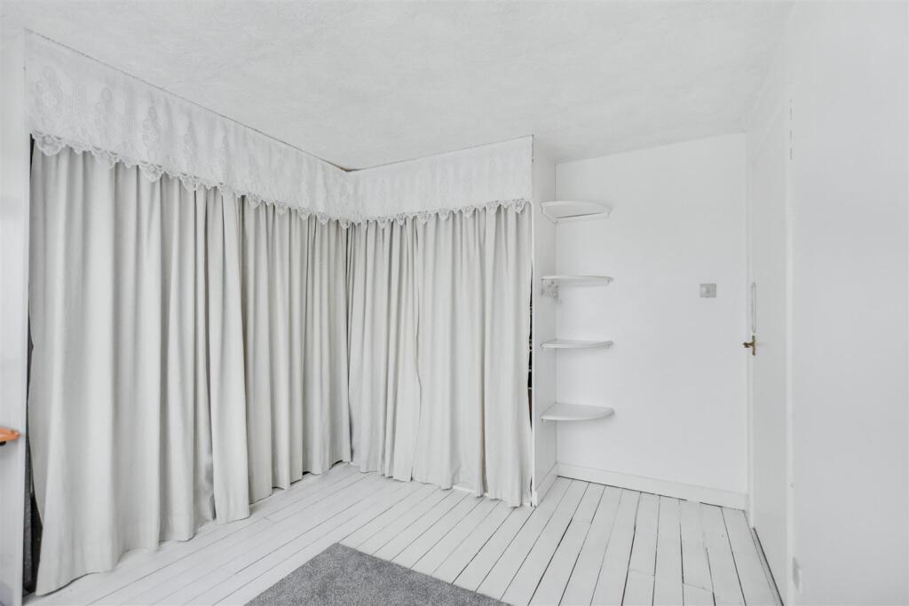 Bedroom 2_3.jpeg
