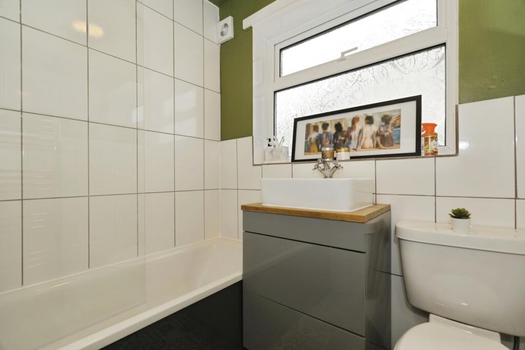 Bathroom (2)