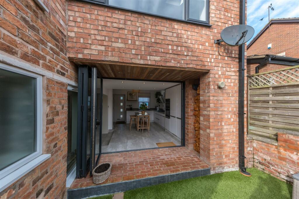 77 Hockenhull Lane-041.jpg