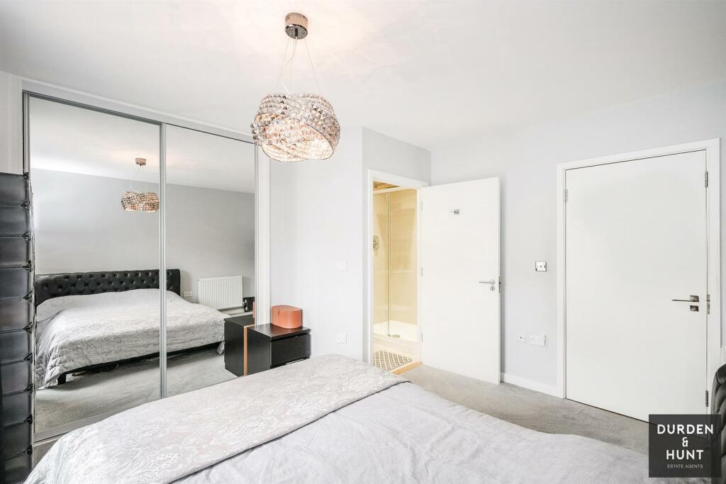 Charlock Close-21.jpg