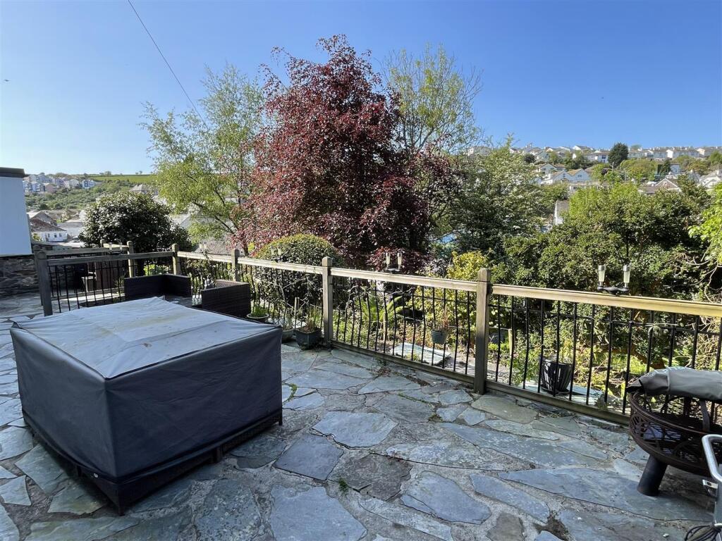 Rear Garden &amp; View