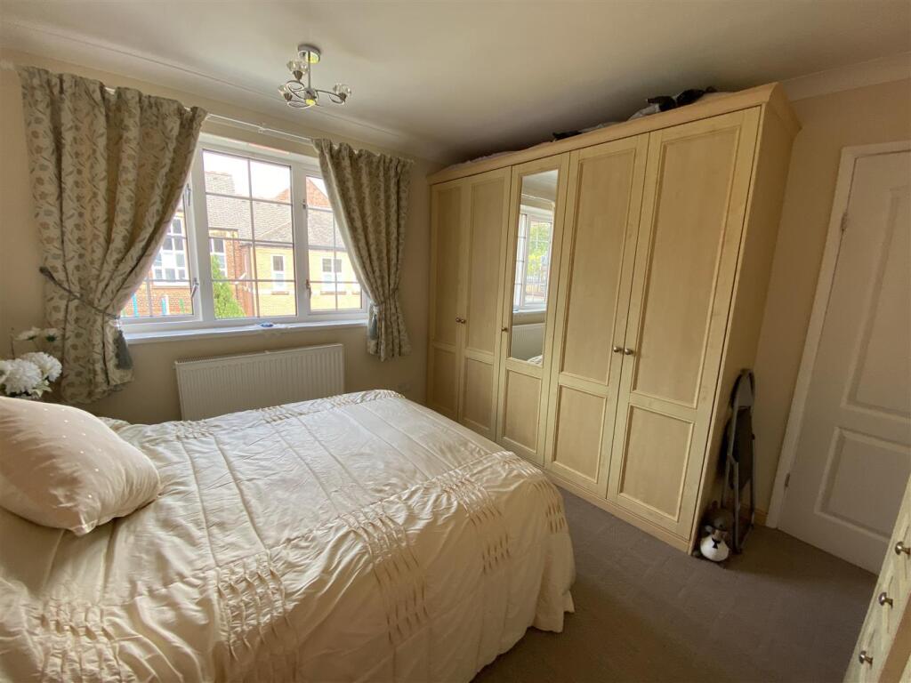 Bedroom no.2 rear double: