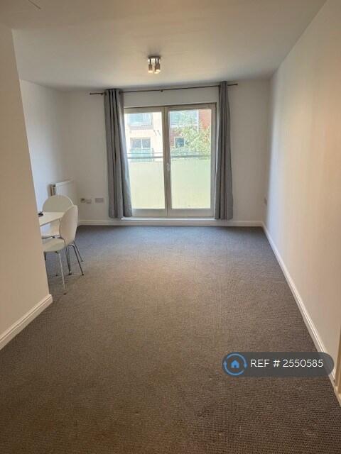Living/Dining Area
