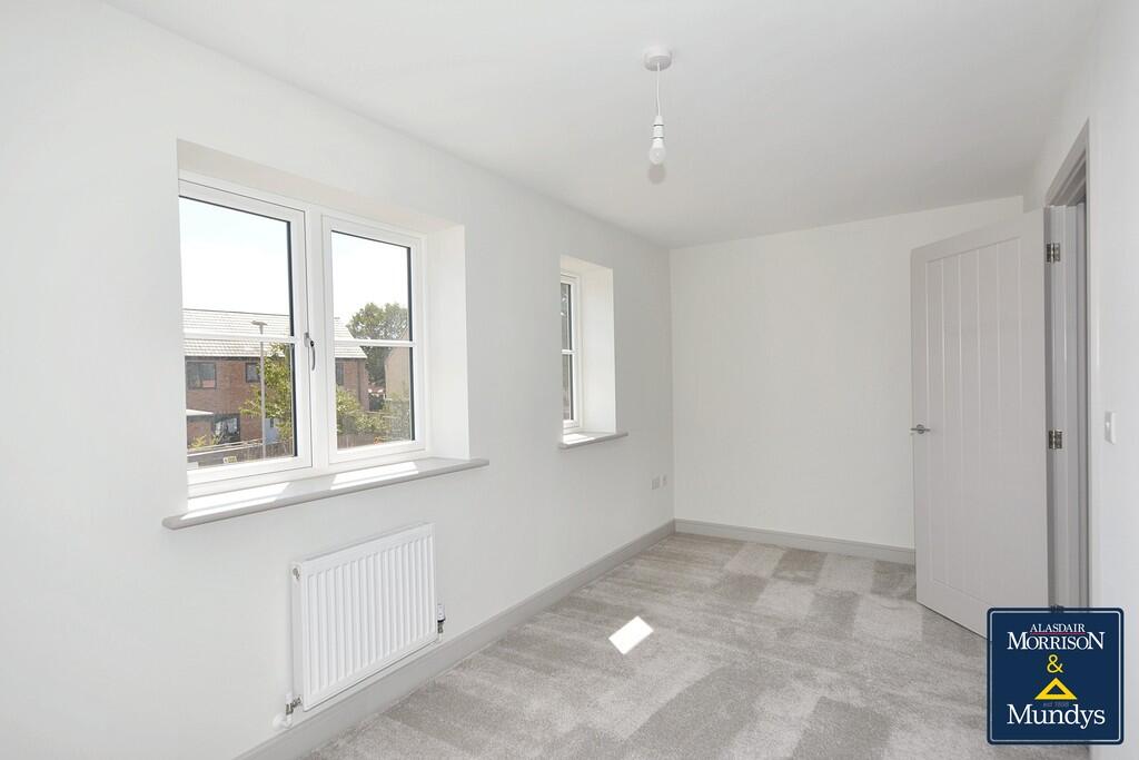 Bedroom 2 (2)