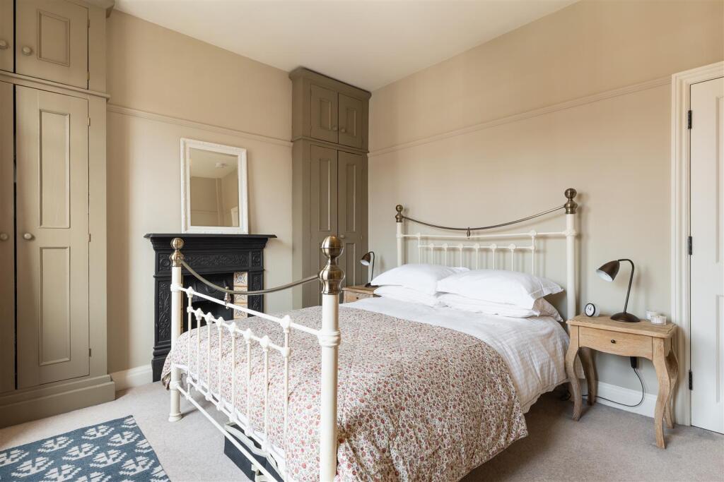 bedrooms-6.jpg