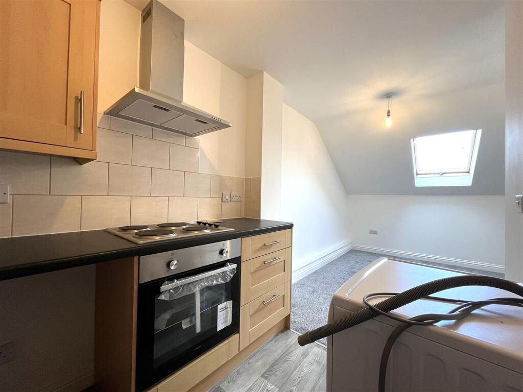 25 Rock House, Bethel Road St George, Bristol, BS5