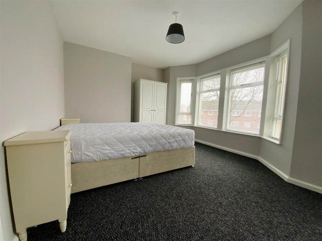 master bedroom.jpg