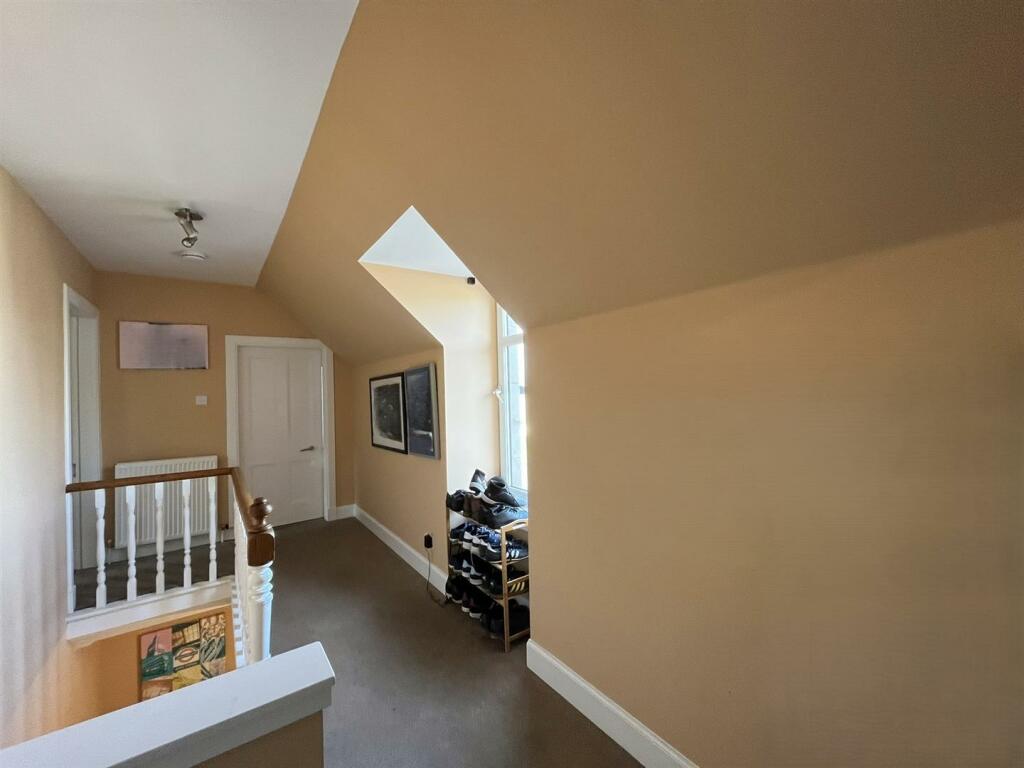 STAIRCASE AND LANDING