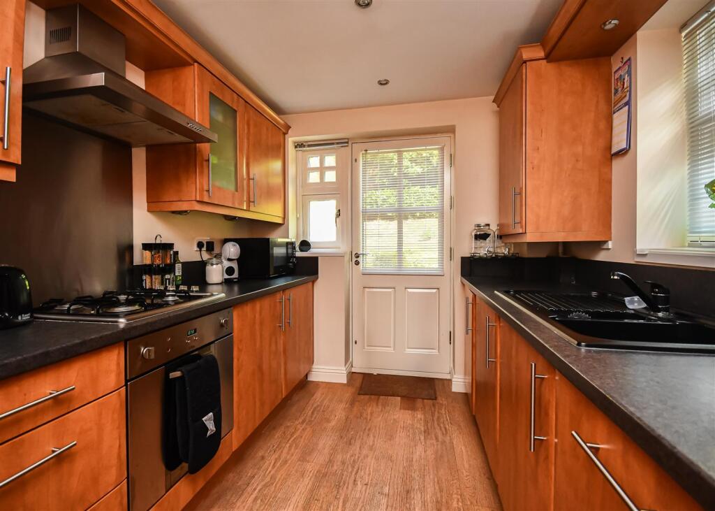 9 Windmill Fold-Kitchen.jpg