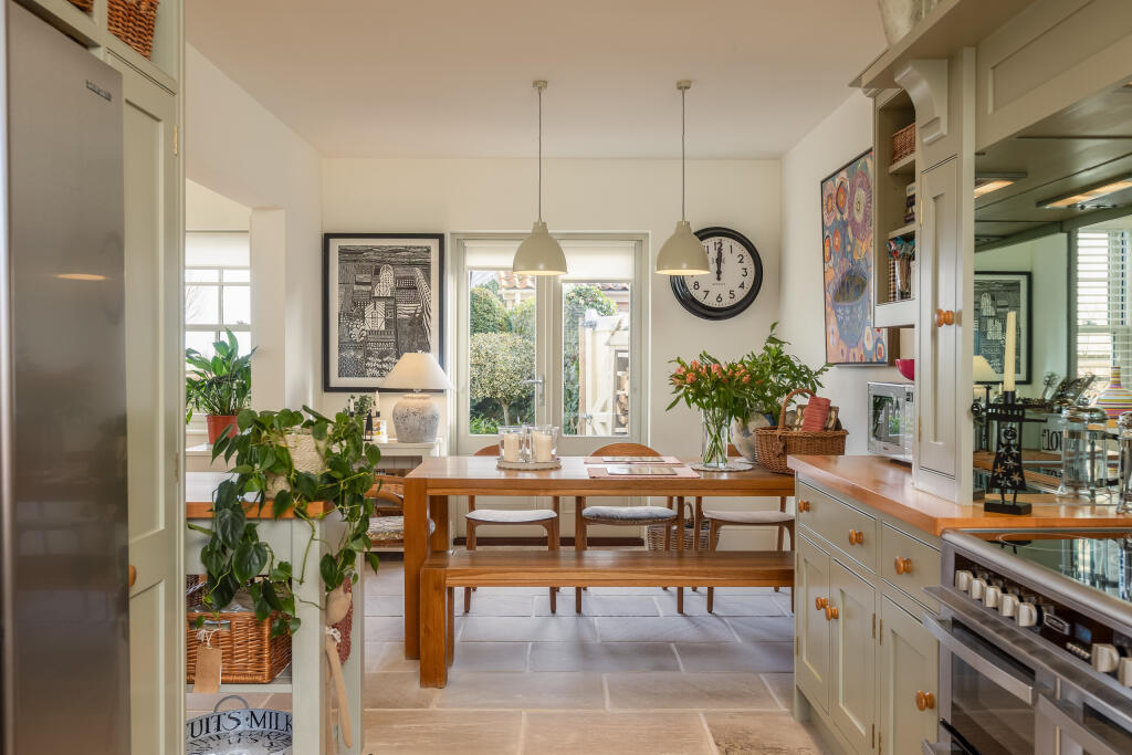 Pasture Lane 23 Kitchen Dining Room-1