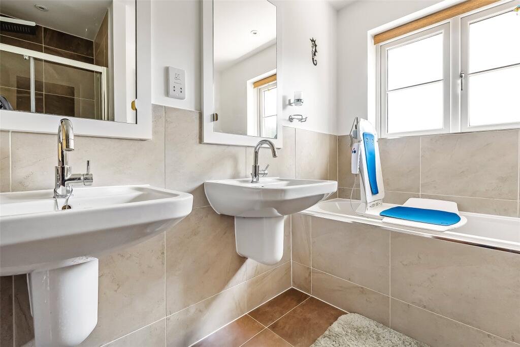 Ensuite Bathroom