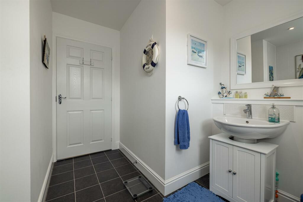 31 Redpath Crescent Galashiels 26.JPG