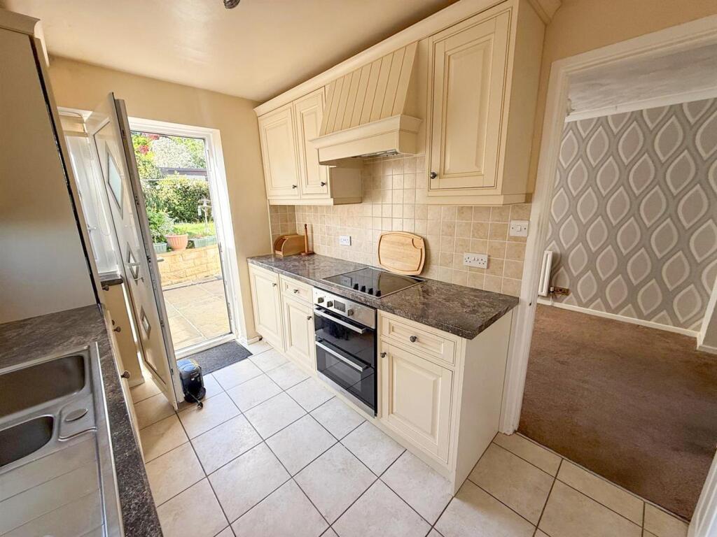 3 Bed Detached, Silsden 9