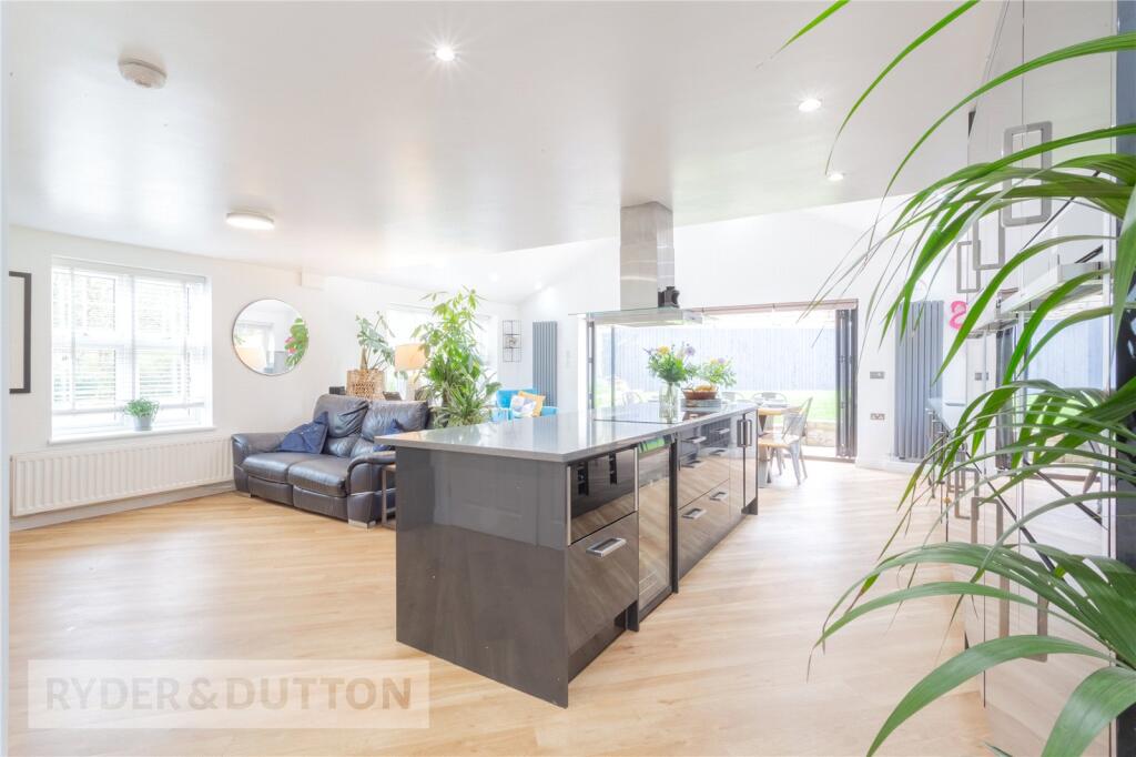 Family Kitchen Diner