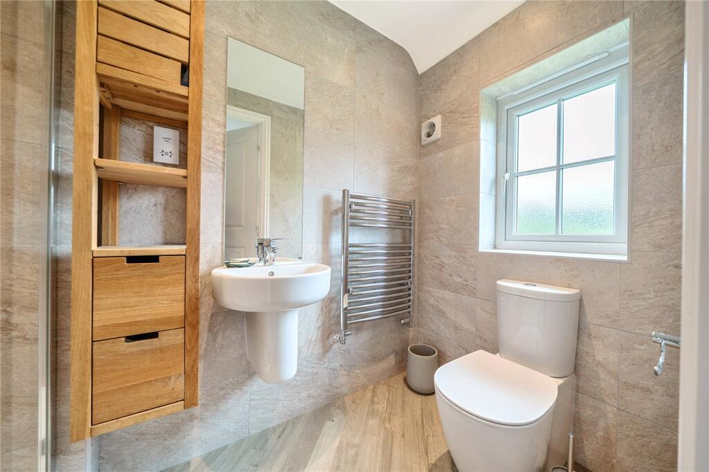 Ensuite