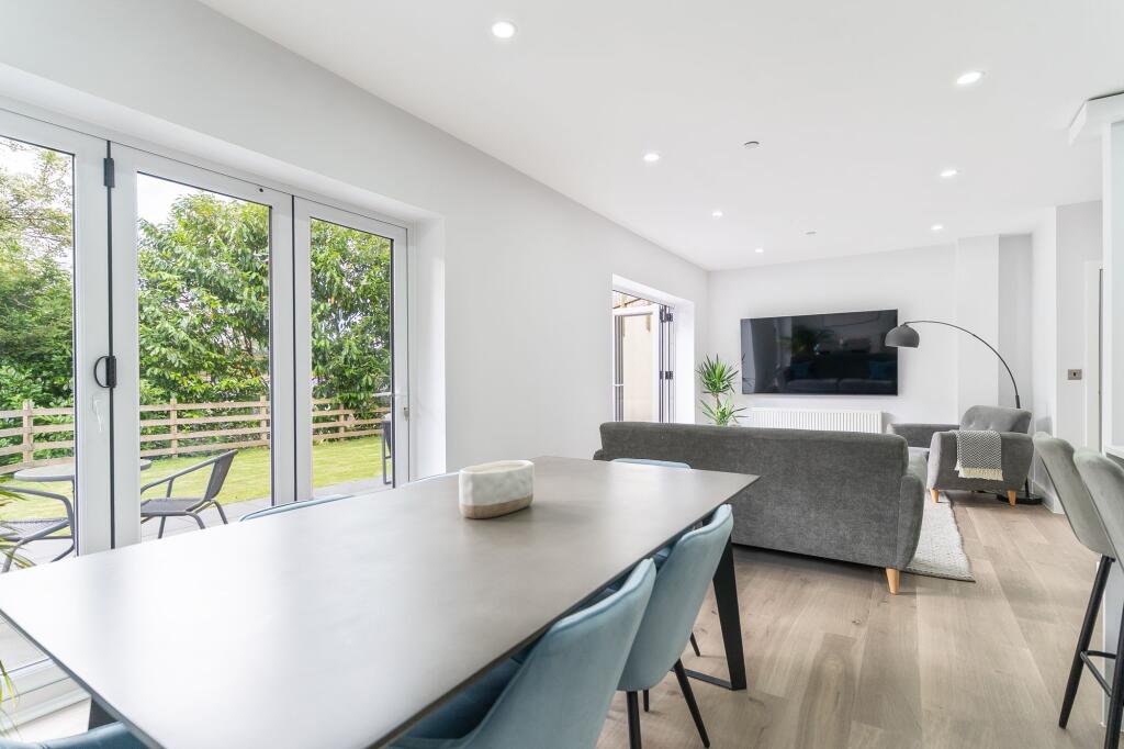 Kitchen/Diner/Family Room