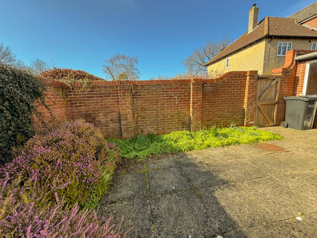 f4723e0e-ad24-49e...