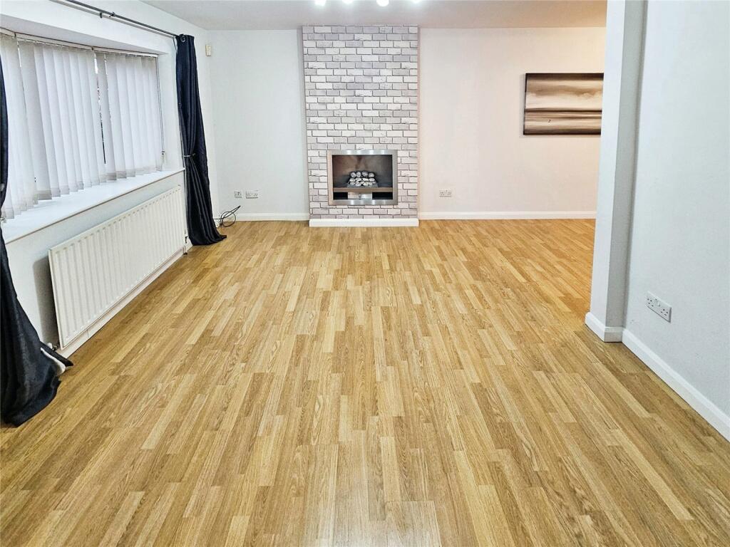 Open Plan Lounge/Din