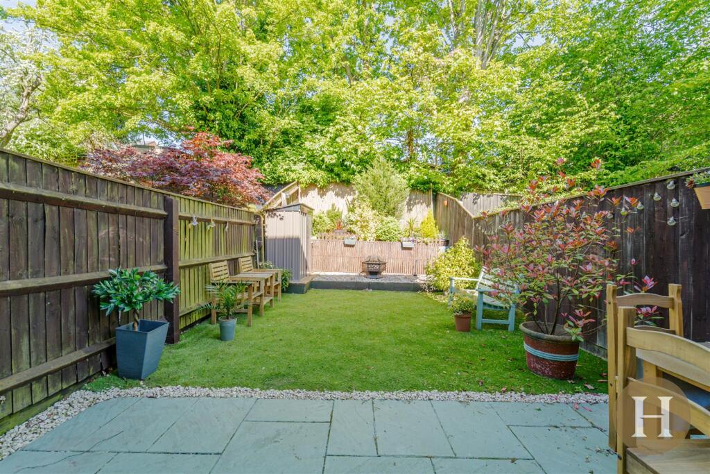 Hadleigh Estate Agents-35.jpg