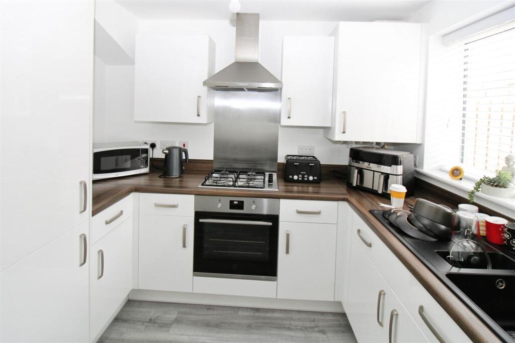 Fitted Dining Kitchen