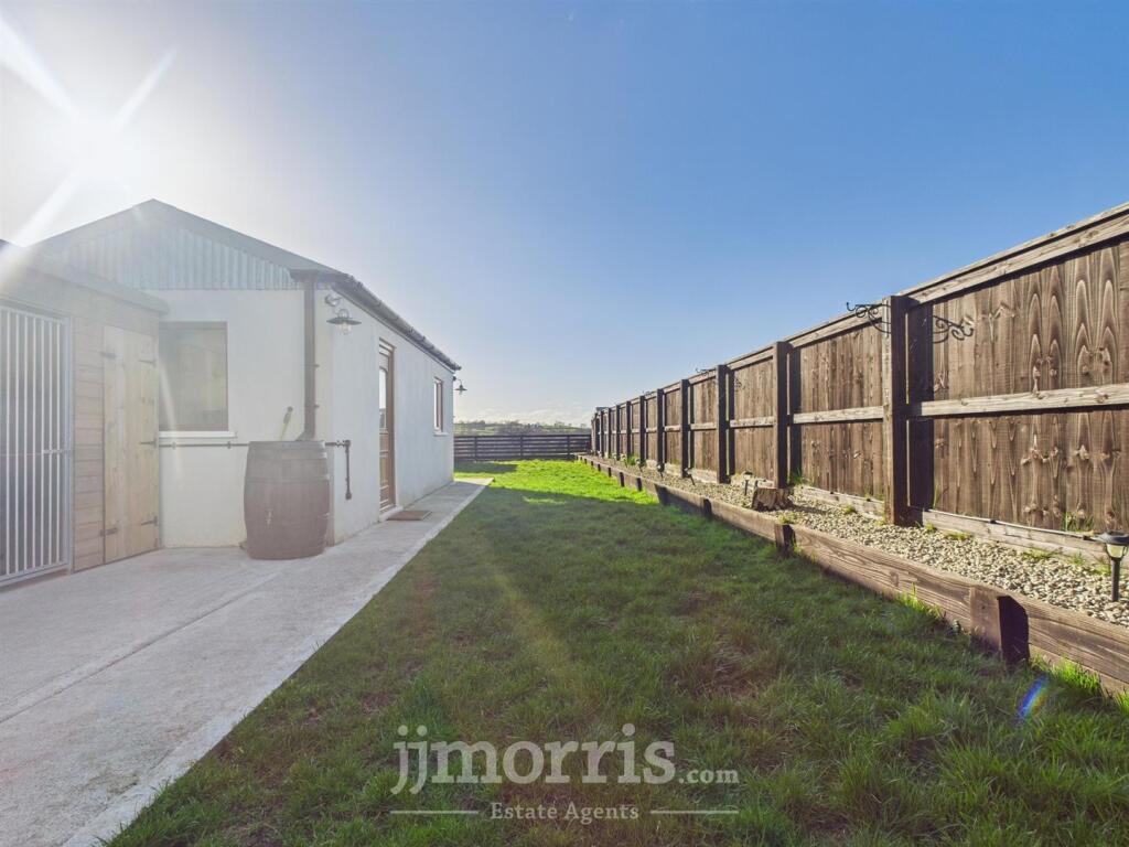 Outbuilding / Studio