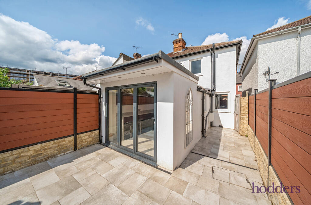 83080b5d-4964-466...