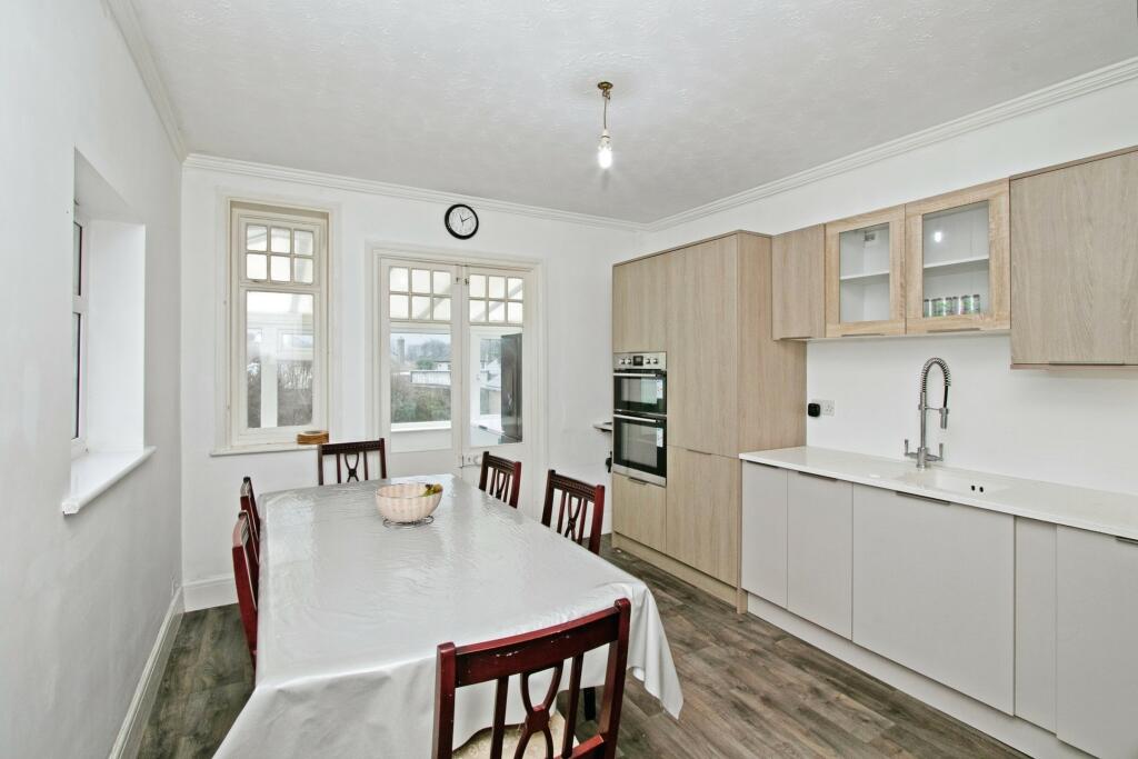 Kitchen Breakfast Room