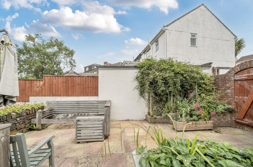 1311008-13-684c2c...