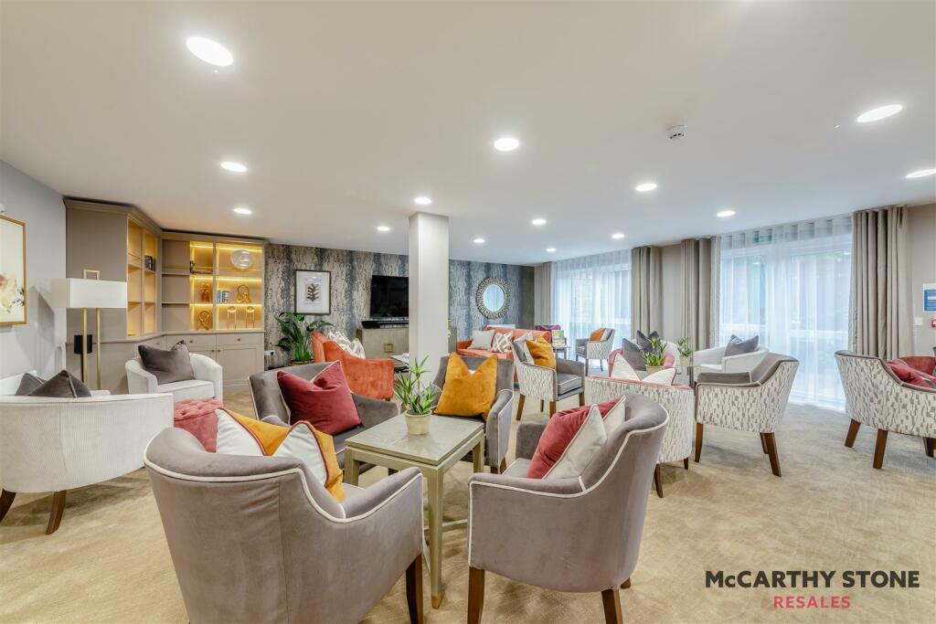 Communal Lounge