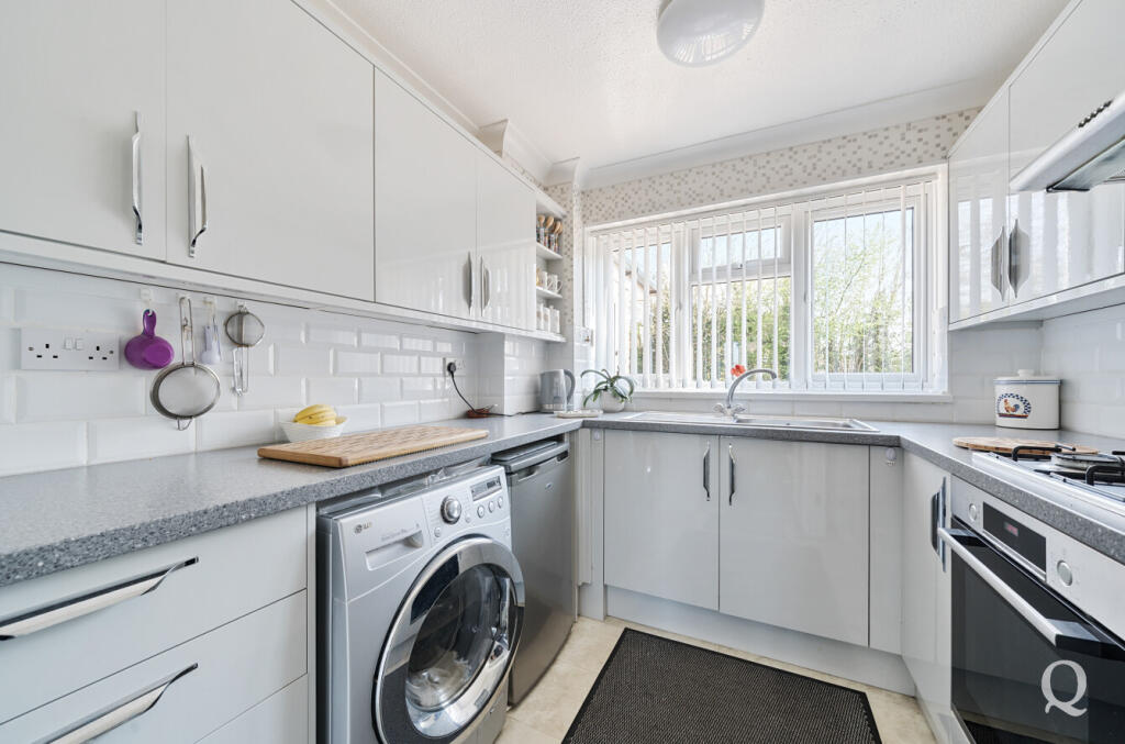 0e31f398-48ee-446...