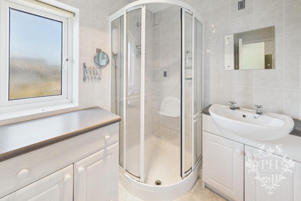 Shower Room/WC