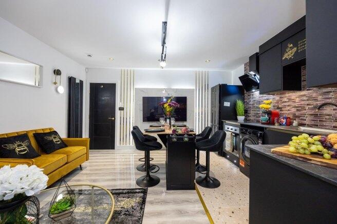 sherlock-street-m14-6qu-962338