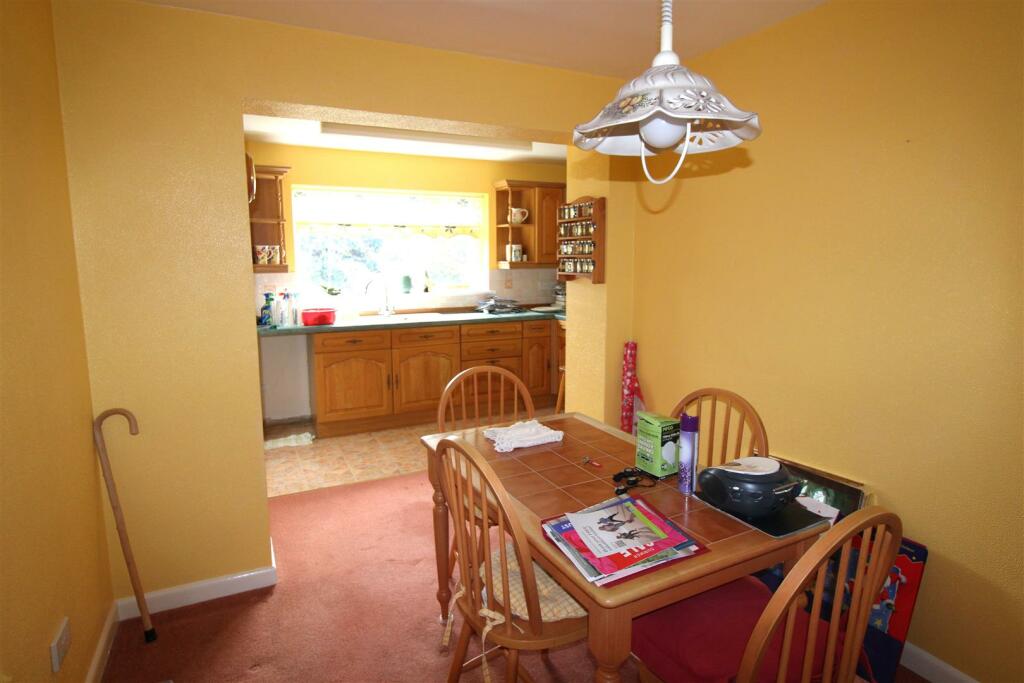 kitchen1.JPG