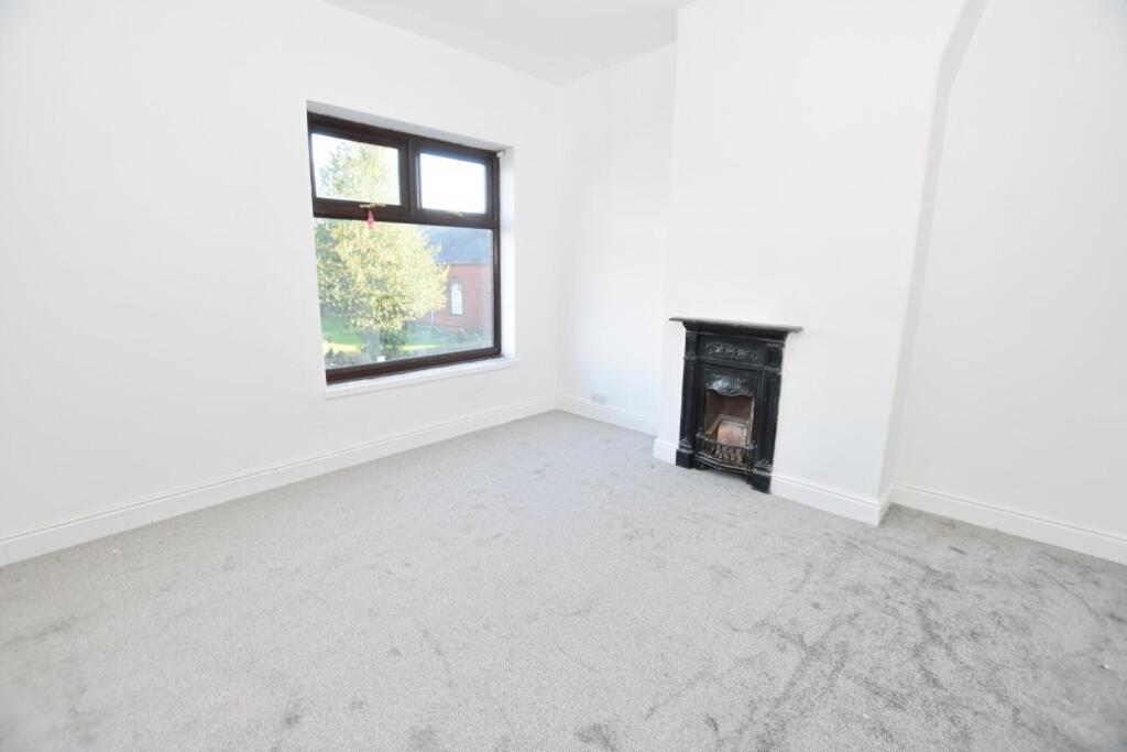 7ce72198-Front 20Bedroom.JPG