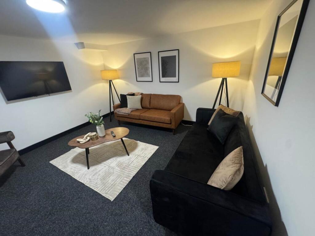 WhatsApp Image 2025-