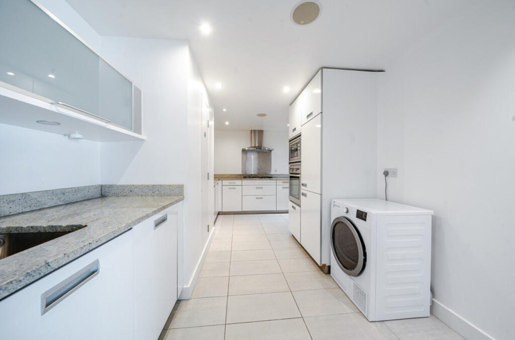 17-681dffbc60745-...