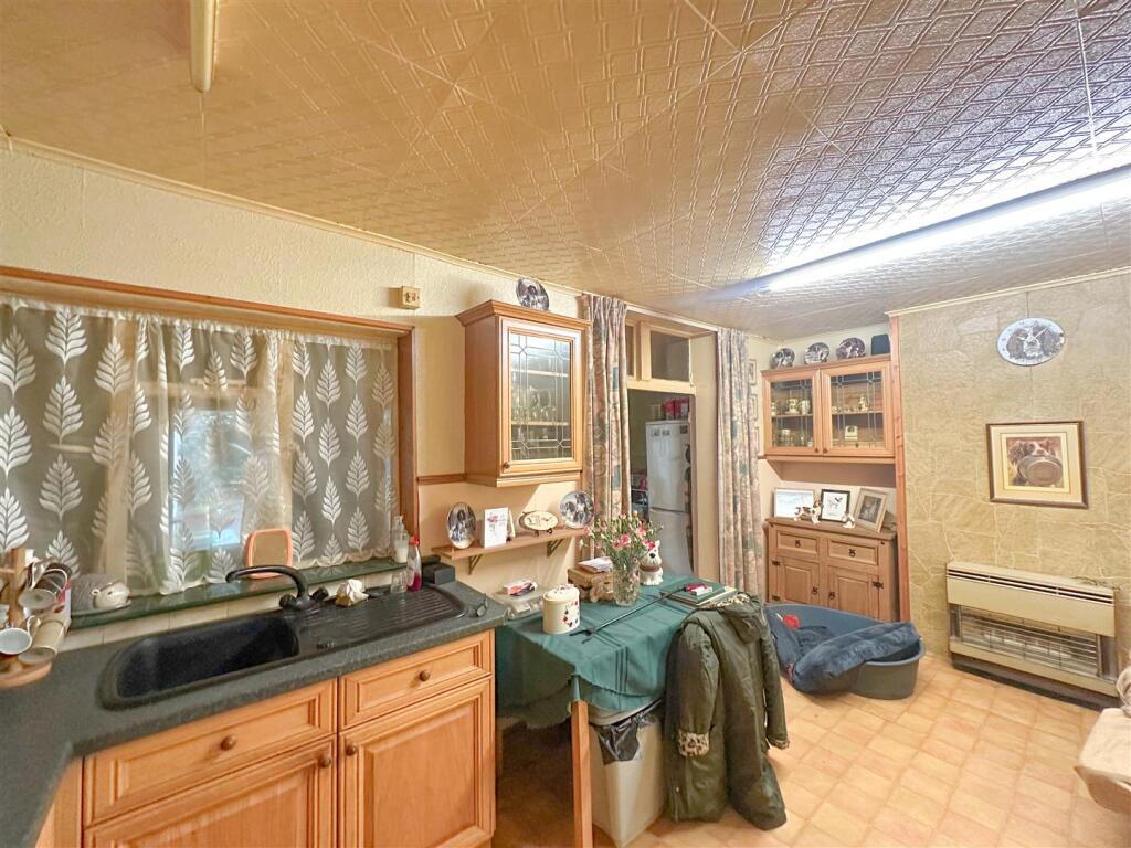 sales property-06.jpg