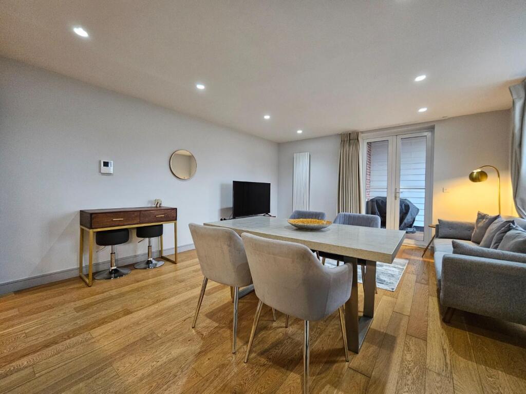 Open Plan Living Dining Kitchen