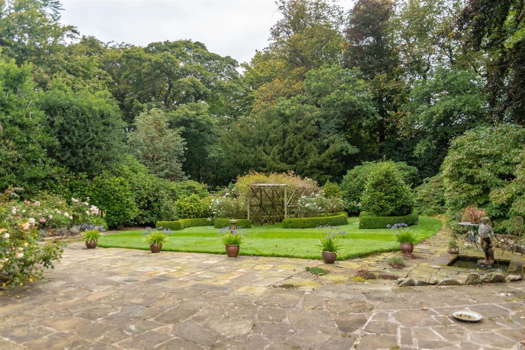 GARDENS