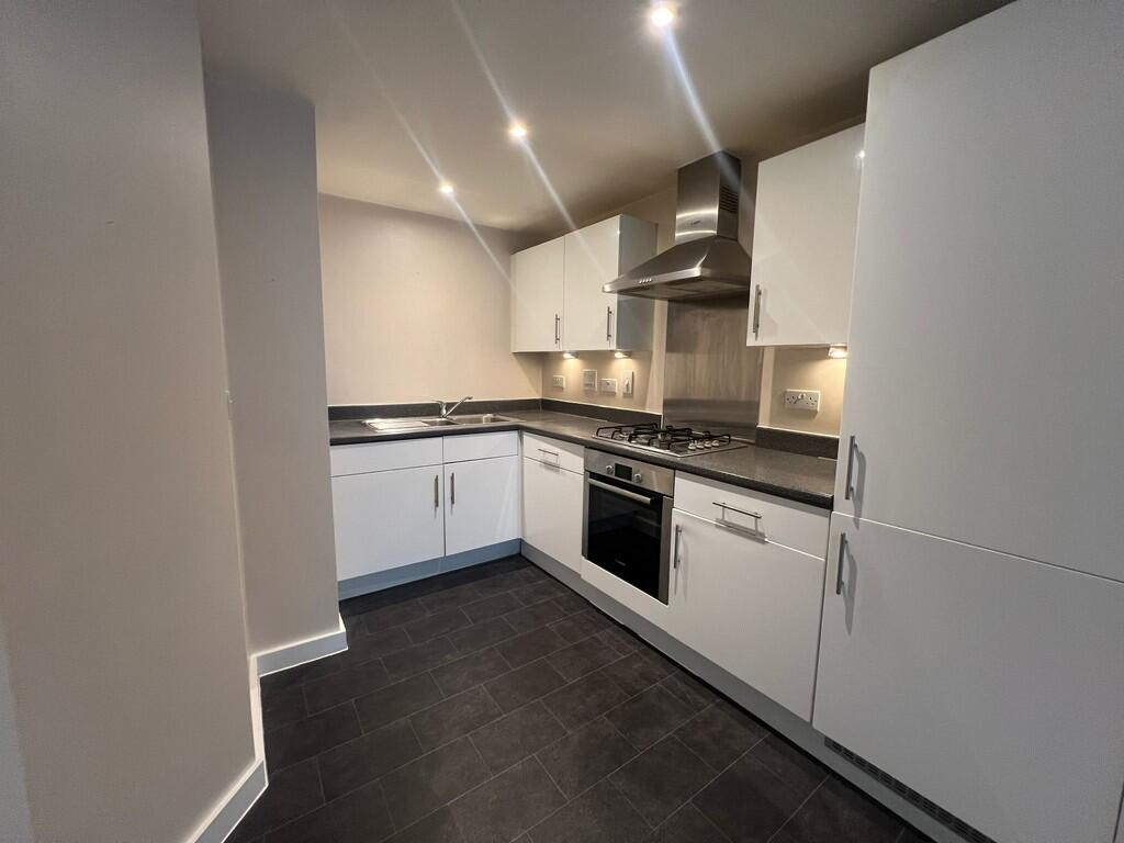 b6ecf546-c1ab-4bf...