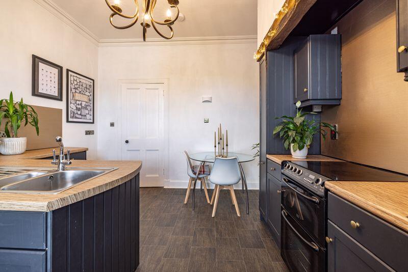 Breakfasting Kitchen