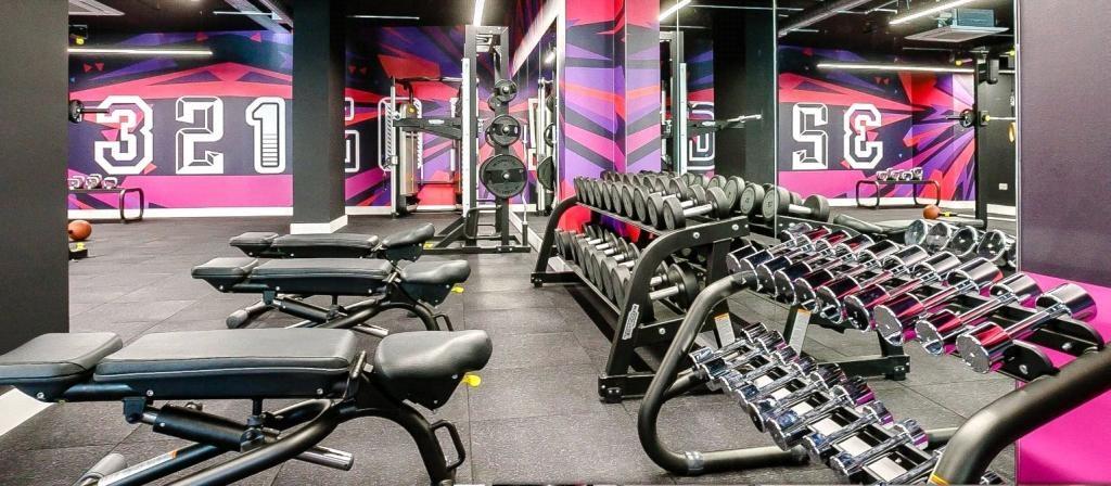 6 - Gym