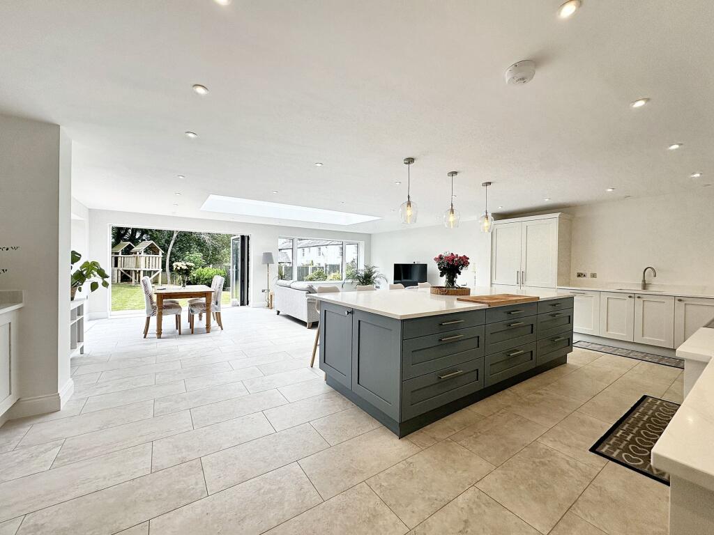 Family Living Dining Kitchen