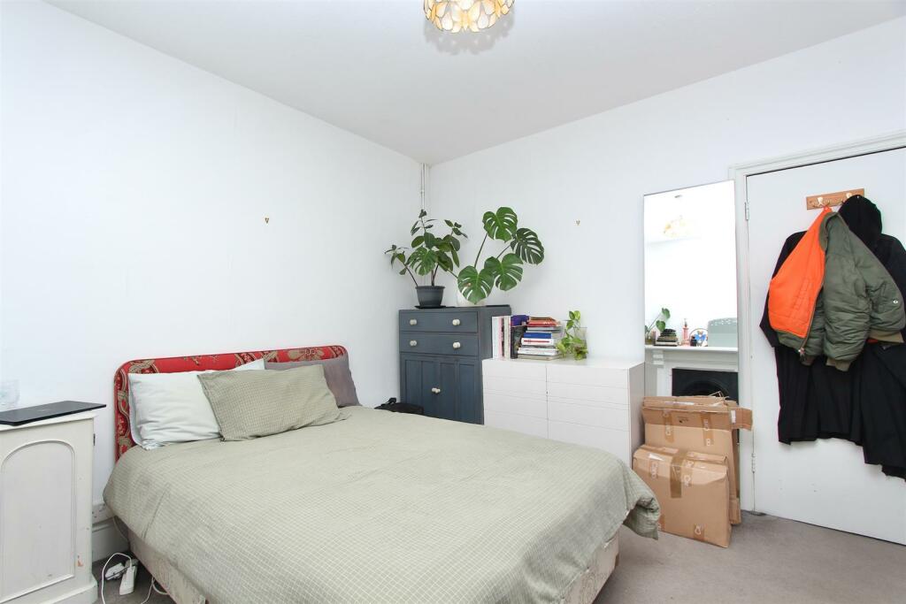 Manor Road, N16