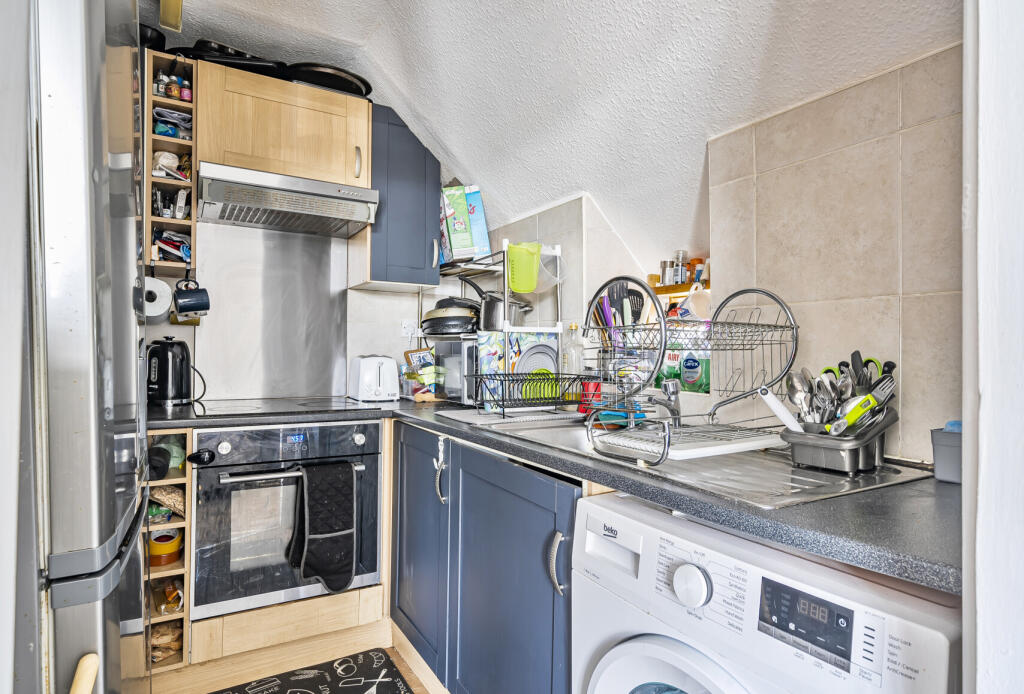 4-681f46a59886d-1...