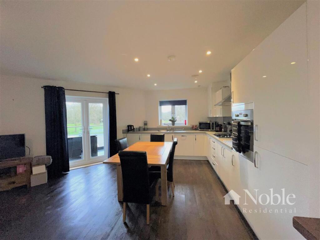 Open Plan Living/Kitchen/Dining Area