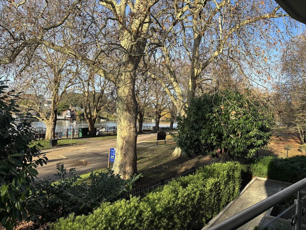 Kingston Riverside, Kingston upon Thames