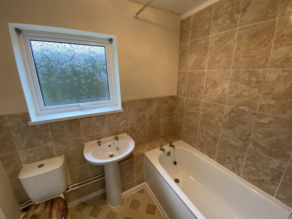 Bathroom.jpeg