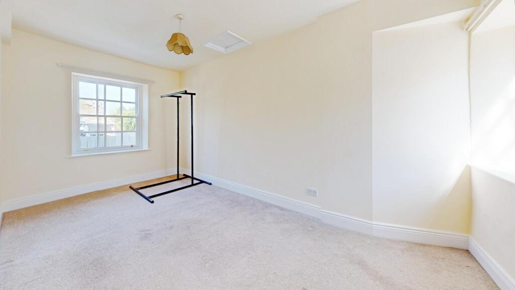 91dad635-Belgrave-House-Bedroom 201.jpg